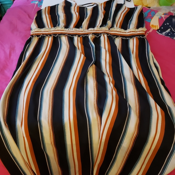 Size 2, Maurices, maxi- dress, bohemian look - Picture 2 of 3